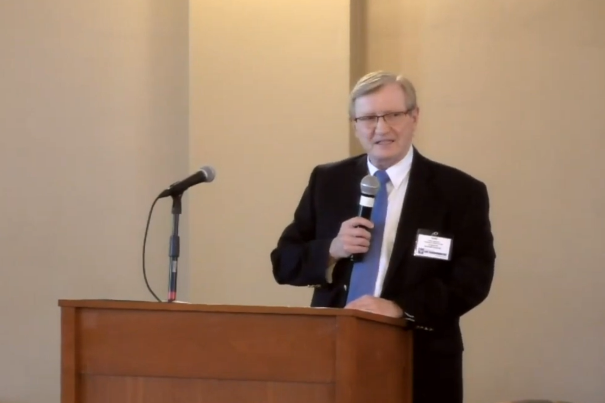 Man talking in a microphone